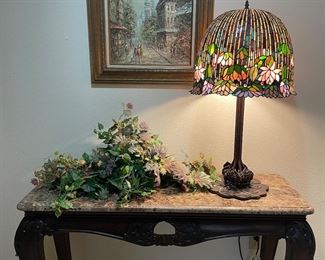 Gorgeous Tiffany Style Lamp Very heavy 