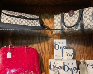 Louis Vuitton, Perfume new in sealed packages 