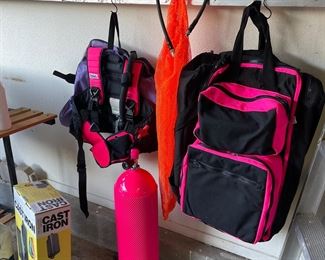 Scuba diving equipment 