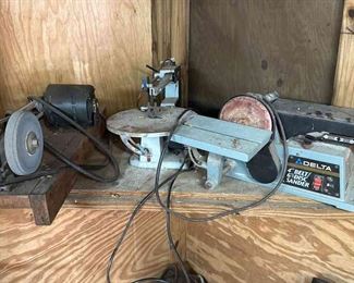  03 Delta Dual Sander 4 Belt 6disc  Delta Shopmaster Sander And Misc. 