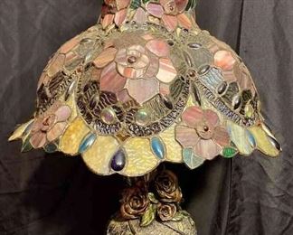 Tiffany Style Rose Themed Lamp 
