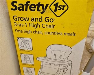 Safety 1st Grow and Go 3 in 1 High Chair
