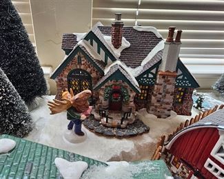 Department 56 Village Tutor House