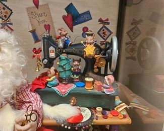 1993 Enesco Homespun Holiday Christmas Sewing Machine Music Box