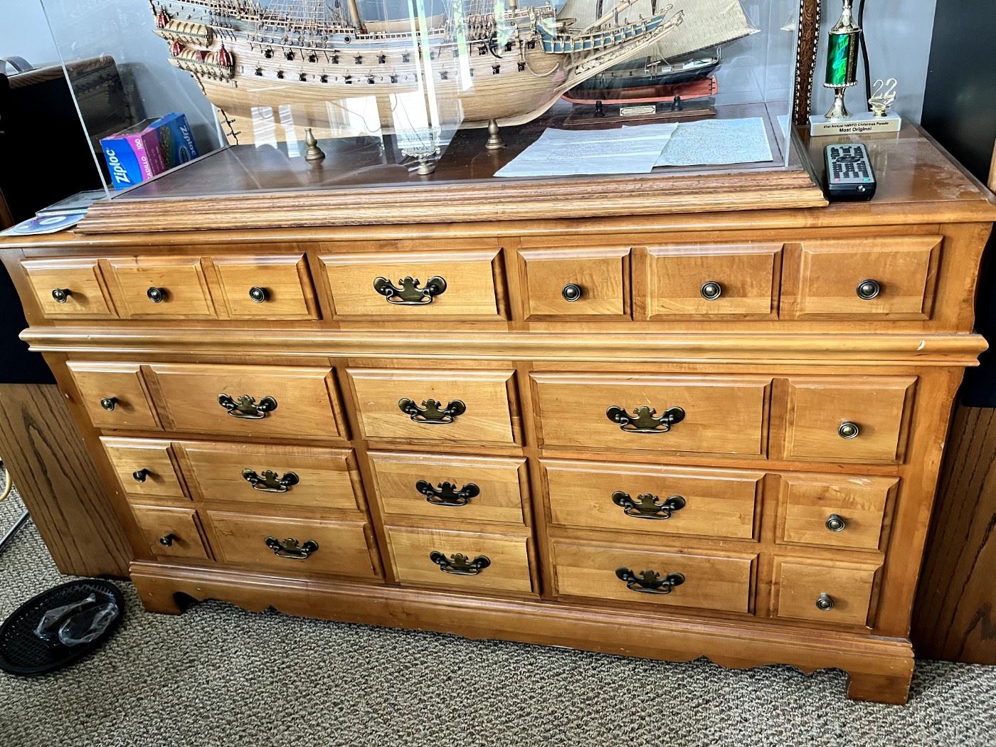 Vintage Maple dresser by Flanders, dove tail drawers 58x18x32 $175