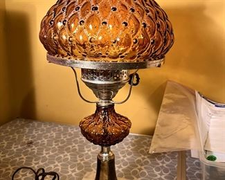 Fenton Lamp, Amber quilt pattern $125