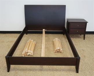 1006	BARONET FULL SIZE BED & 2 DRAWER STAND
