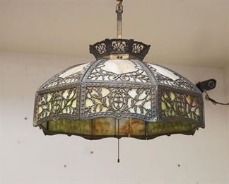 1148	ANTIQUE HANGING SLAG GLASS DOME
