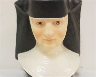 1212	GOEBEL/HUMMEL H3 SPECIAL EDITION NUN BUST, APPROXIMATELY 6 IN
