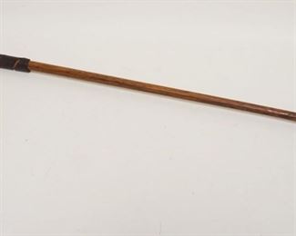 1232	ANTIQUE WOOD SHAFT GOLF CLUB DAVEGA WICKLOW
