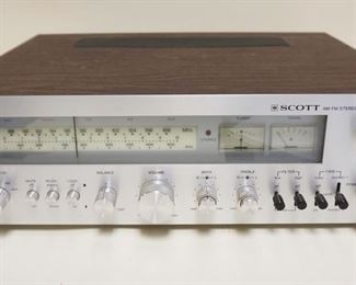 1249	SCOTT AM/FM R-357 STEREO RECEIVER, UNTESTED, SOLD AS IS
