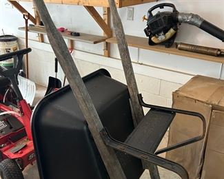 WHEEL BARROW