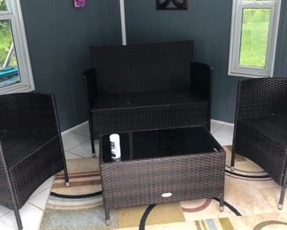 WICKER OUTDOOR SET WITH CUSHIONS