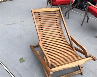 TEAK RECLINING LAWN CHAIR