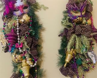 beautiful Mardi Gras decorations