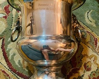 Wallace silver plate champagne bucket presented to King Richard Coeur de Lion XXVI from his dukes 1978