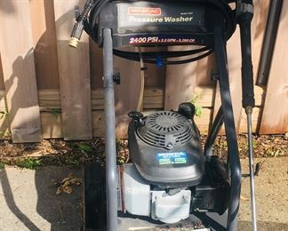 Generac pressure washer with Honda motor