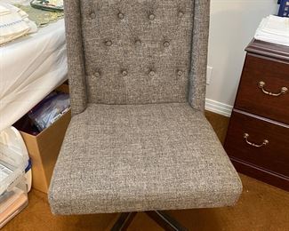 Desk chair