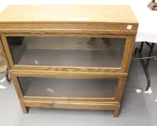 18: Stacking Bookcase