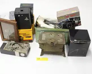 65:Box of Assorted Estate Items