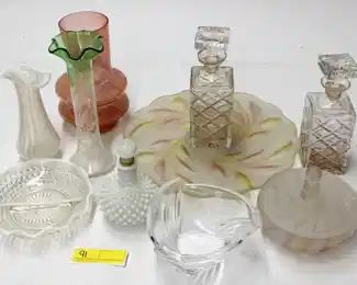 91: Box of Estate Glassware