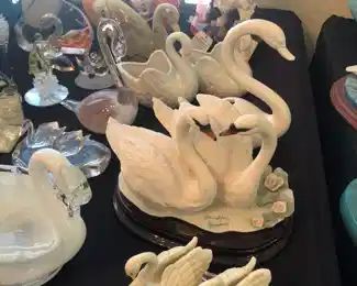 Many swan figurines