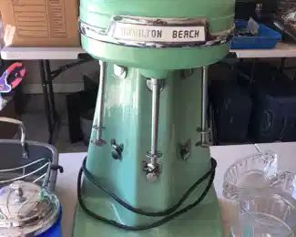 Vintage Hamilton Beach Milkshake/Malt Jadeite Color Triple Mixer