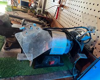 Duracraft heavy duty bench grinder