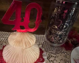 25, 40, 50 and 60 year anniversary decorations