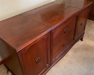 #8		"Ampex reel to reel drawer w/ flip top AM/FM stereophonic cabinet w/ hinge top and 2 side door speakers. *YOU MOVE* *Working, but needs additional repairs* 56.5""x21.5""x30.5"""	($ 500.00)