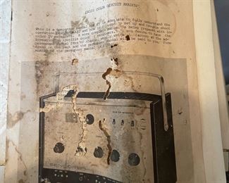 #70		Vintage Sencore Model CA 122 Color Circuit Analyzer	($ 30.00)																							