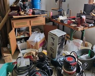 Power tools - many Craftsman