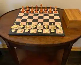 1920's Bone Chess Set with 3" king.