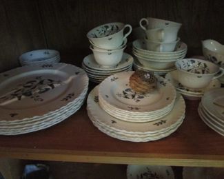 Wedgwood Wild Flowers bone china set