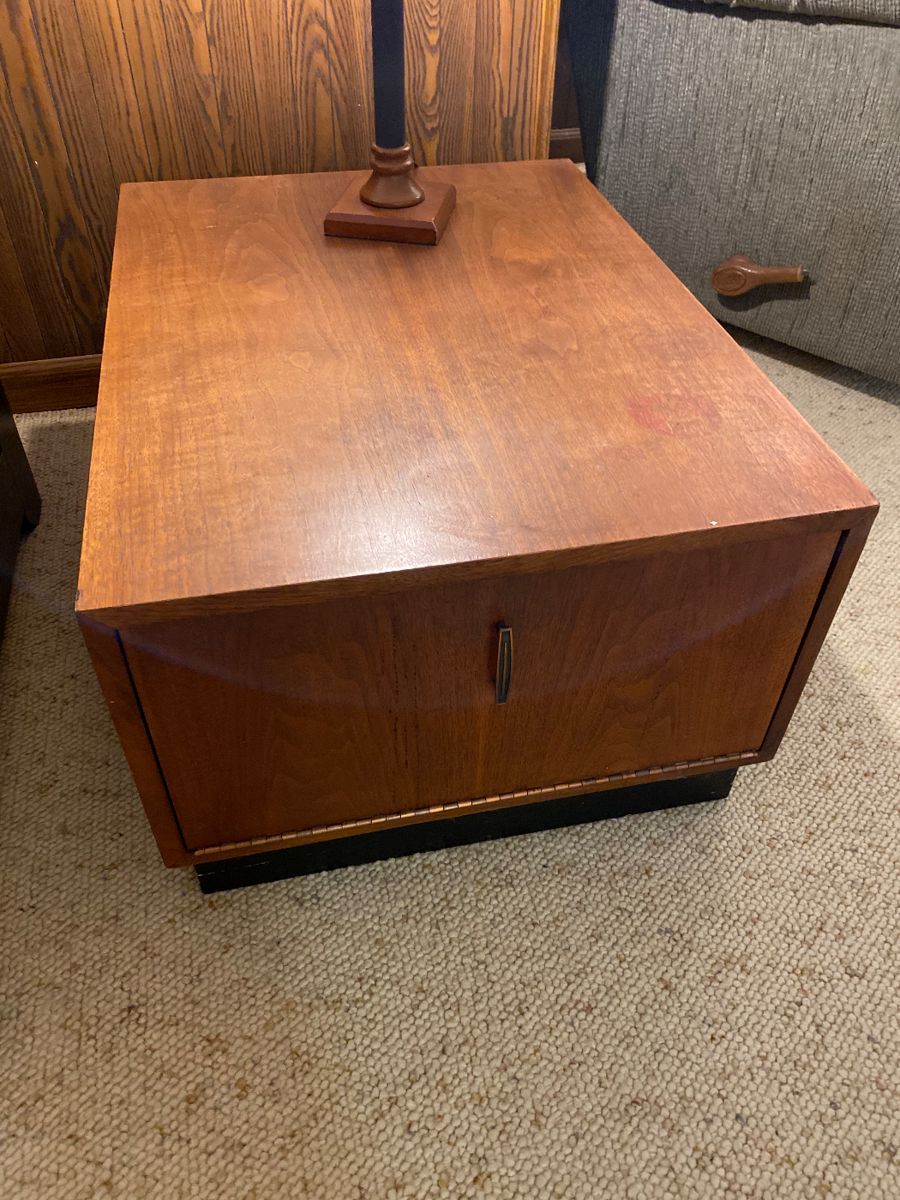 Rockford Estate Sale hosted by Jolly Estate Sales starts on 9/8/2023