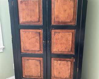 large cabinet/wardrobe for TV or storage