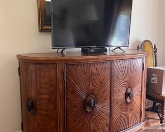ENTERTAINMENT CABINET