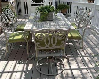 "Woodside: Burden Lake" in Aiken, SC. Closing on Tue 8/8 at 8pm. Pickup is Thu 8/10 from 1-6pm. Please click here to see more photos, descriptions, and current bids:&nbsp;https://ctbids.com/estate-sale/23360