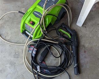 Pressure washer 