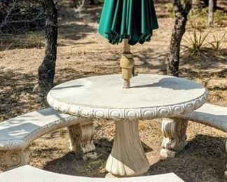  Heavy concrete picnic table 