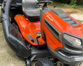 Husqvarna Lawnmower - Works!