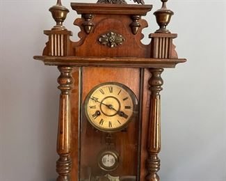 Vintage Clock - nonworking