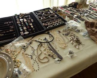 Fine jewelry including 14K, 18K, sterling silver, designed pieces including David Yurman & Tiffany, assorted watches and more 