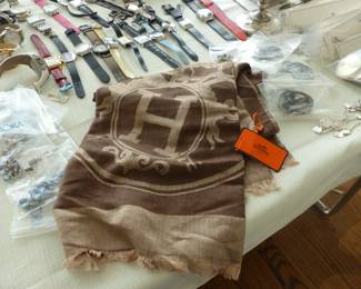 Hermes scarf with tag