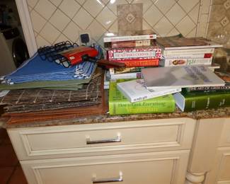 Kitchenware, cookbooks