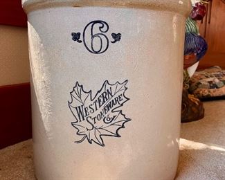 Western Stoneware Co 6 gallon crock