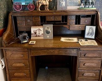 Roll top desk circa 1900