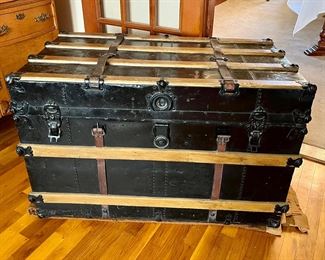 Steamer trunk