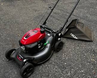 Honda self-propelled lawn mower GCV-170