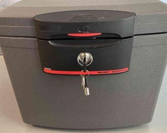 FIRESAFE Fireproof waterproof Safe W Keys